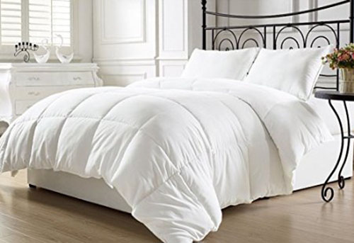 3. KingLinen White Down Alternative Comforter