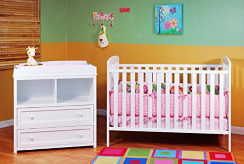 7. Athena Leila 2 Piece Nursery Set