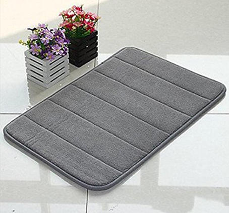 4. WPM'S Incredibly Soft and Absorbent Memory Foam Bath Mat