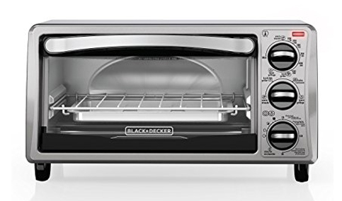 3. BLACK And DECKER TO1313SBD Four-Slice Toaster Oven