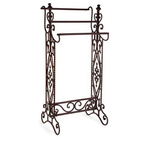 5. Imax Slender Wrought Iron Quilt Stand