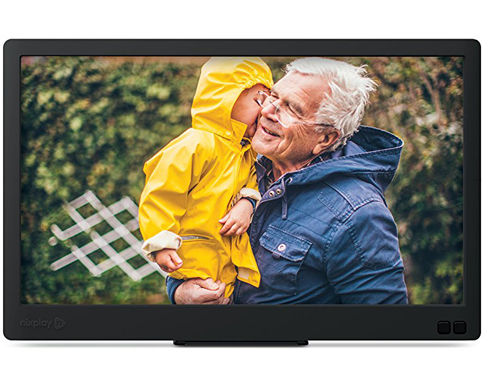 10. Nixplay Edge 8-Inch High-Resolution Display Photo Frame