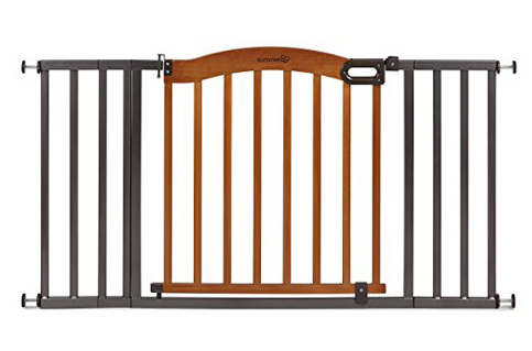 3. Summer Infant Decorative Wood & Metal 5 Foot Pressure Mounted Gate