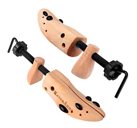 8. KevenAnna Wooden Shoe Trees