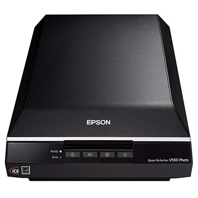 4. Epson Perfection V550 Color Photo Scanner with 6400 dpi (B11B210201)