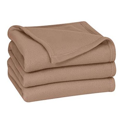 6. Utopia Bedding Polyester Queen Fleece Blanket