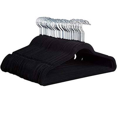 1. Zober Non-Slip 30-Pack Velvet Hangers